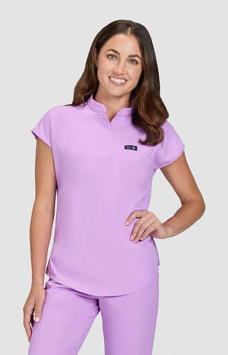 Koi - Basics Ari Women's 1-Pocket Stretch Tuck-In Scrub Top (1093)
